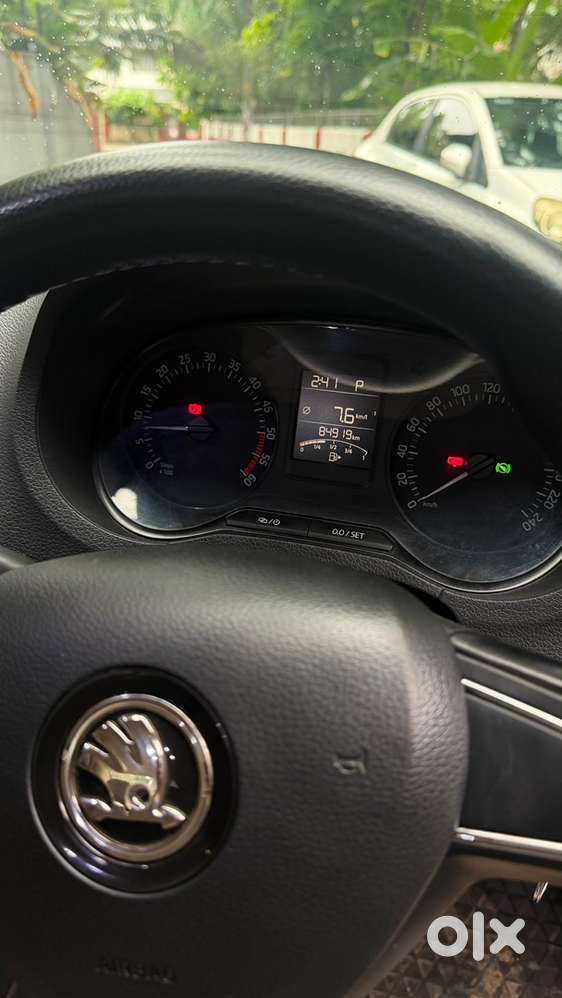 For Sale – 2017 Skoda Rapid Style+ Automatic (top Variant Diesel)