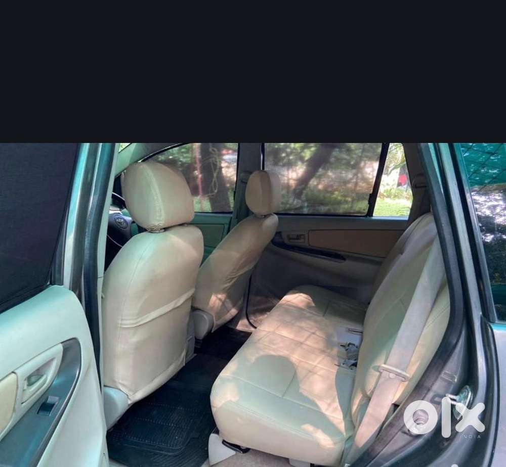 Toyota Innova 2009 Diesel Well Maintained