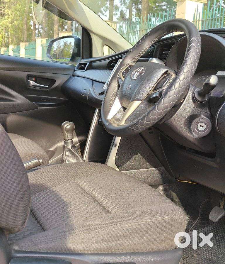 Toyota Innova Crysta 2.4 G Mt, 2022, Diesel