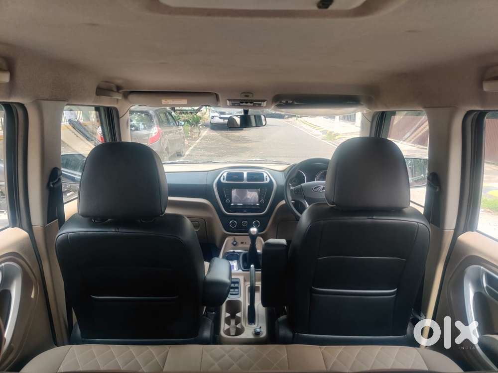 Mahindra Tuv 300 T10, 2018, Diesel