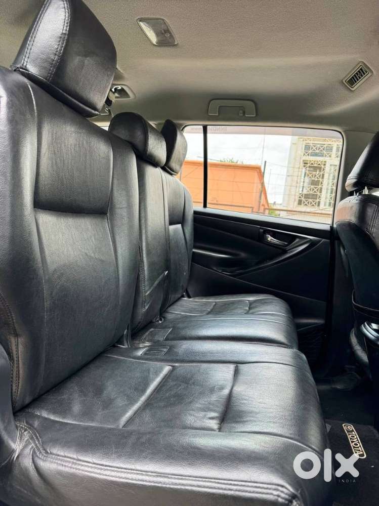 Toyota Innova Crysta G 8 Str, 2017, Diesel