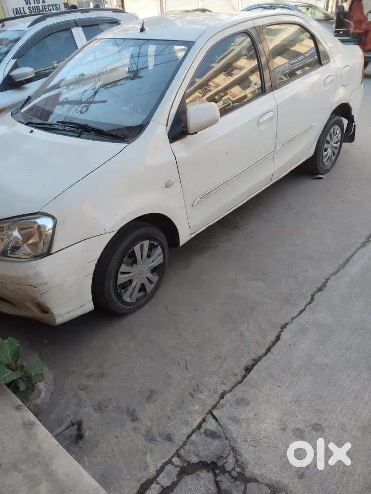 Toyota Etios Petrol 2011
