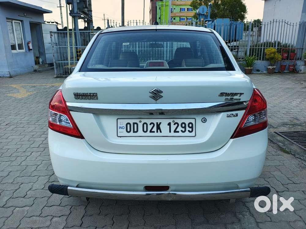Maruti Suzuki Swift Dzire 1.2 Zxi Bsiv, 2013, Petrol