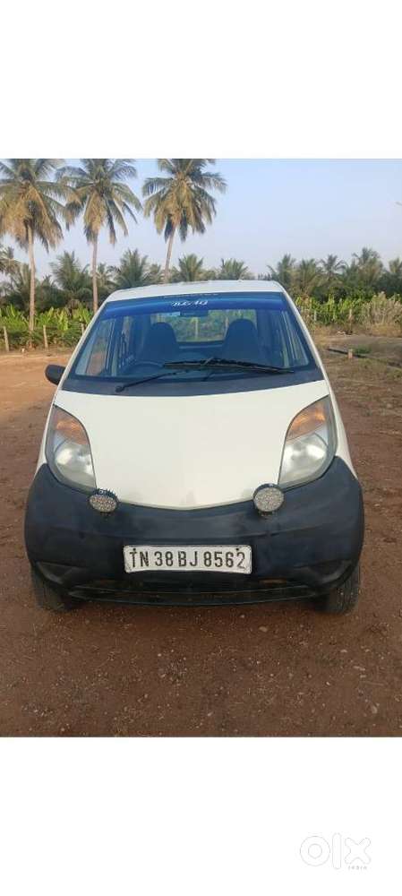 Tata Nano Xe, 2011, Petrol