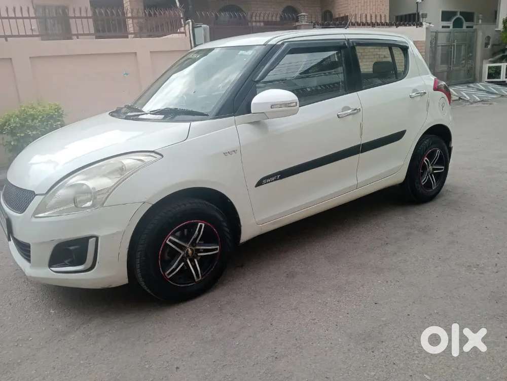 Swift Vxi Model 2015 All Original Good Condition