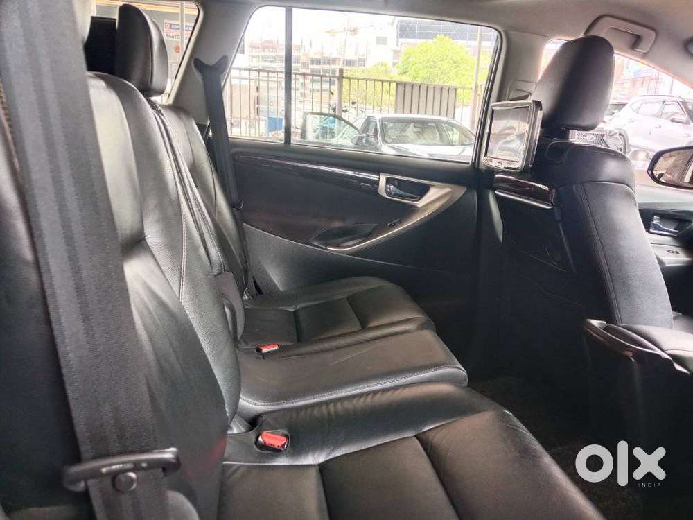 Toyota Innova Crysta, 2016, Diesel