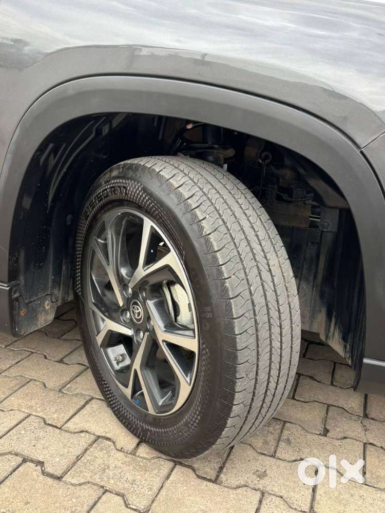 Toyota Urban Cruiser Hyryder 1.5 V Hybrid, 2024, Petrol