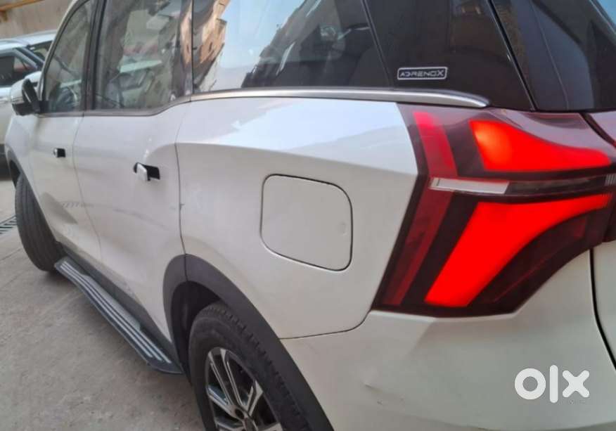 Mahindra Xuv700 2.0 Ax 7 Petrol At Luxury Pack Str, 2023, Petrol