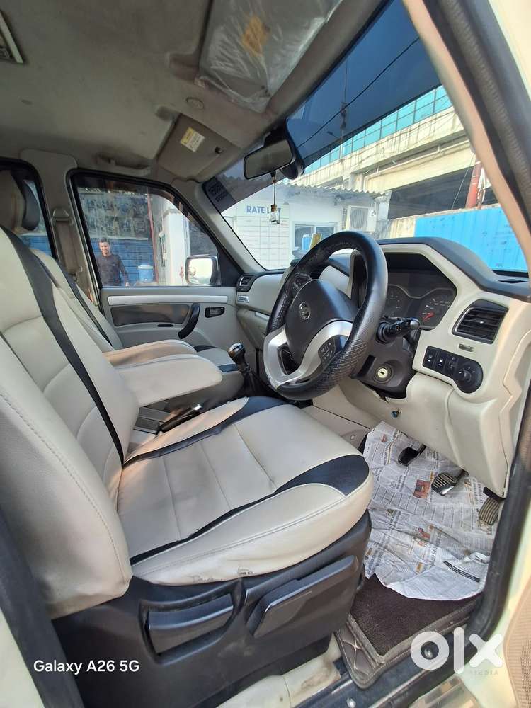 Mahindra Scorpio S4 4wd, 2016, Diesel