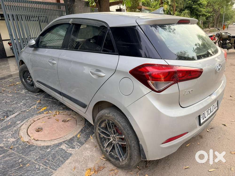 Hyundai I20 Sportz Petrol 2019 Silver