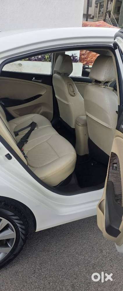 Hyundai Verna 1.6 Vtvt Sx, 2016, Petrol