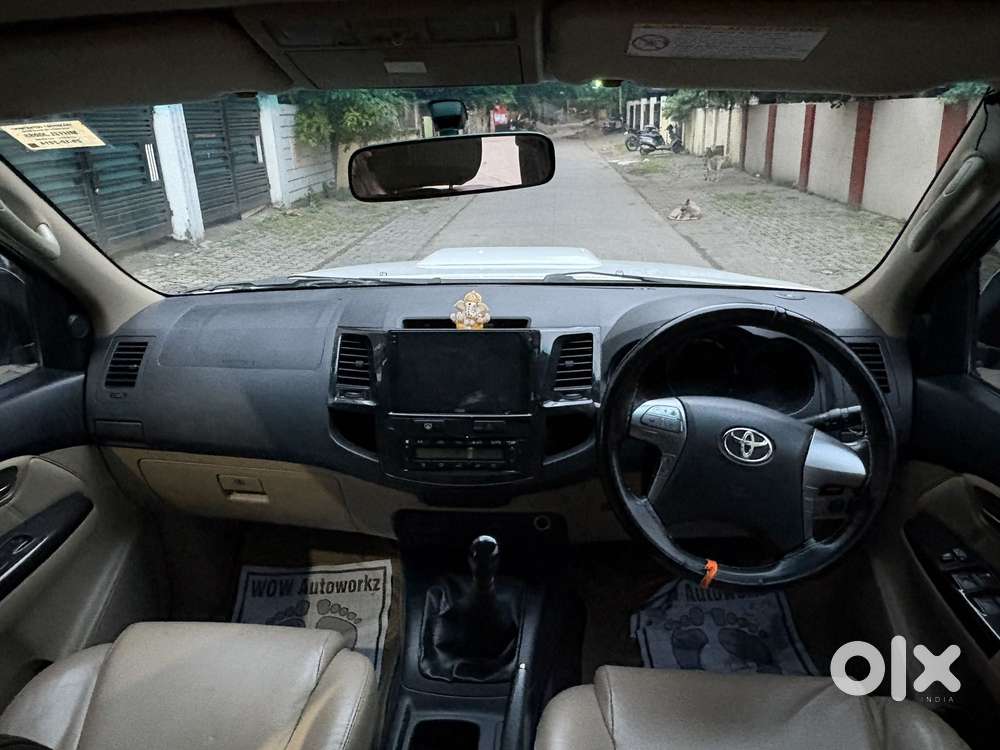 Toyota Fortuner 4x2 Manual, 2014, Diesel