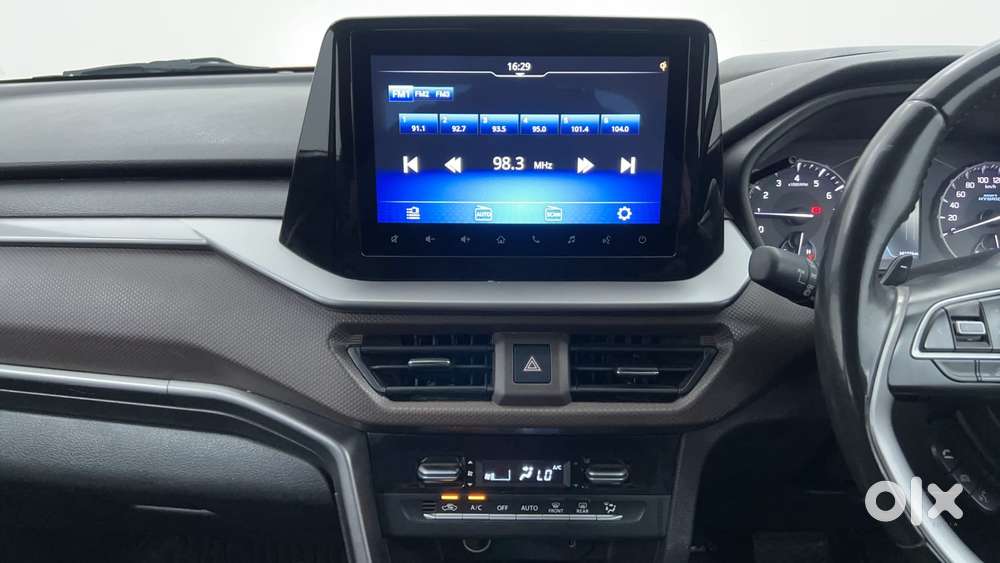 Maruti Suzuki Vitara Brezza 1.5 Zxi Plus Dual Tone, 2022, Petrol