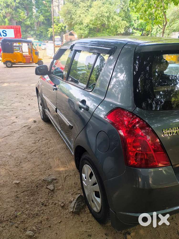 Maruti Suzuki Swift 2006 Manual Petrol