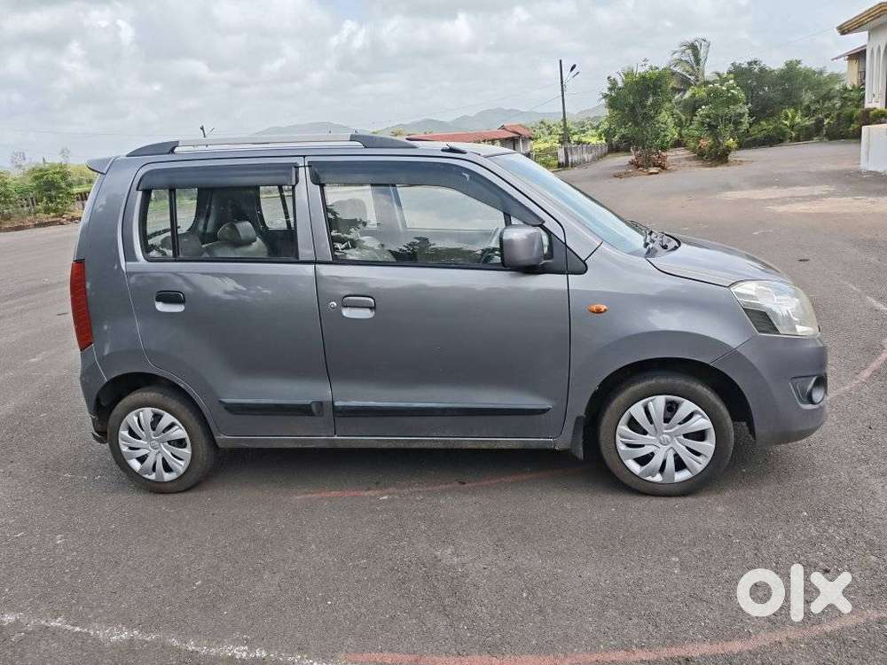 Maruti Suzuki Wagon R 1.0 Vxi (o), 2017, Petrol