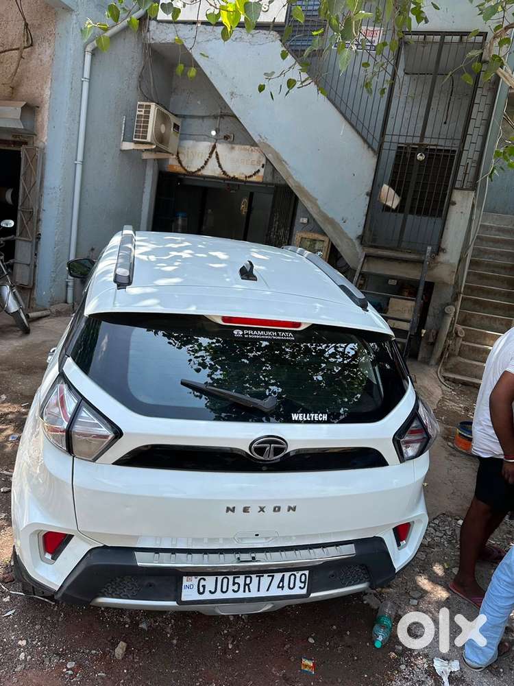 Tata Nexon Petrol 25355 Km Driven