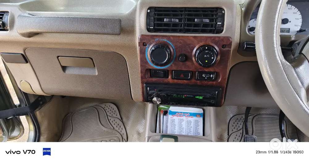 Mahindra Bolero Slx 2010