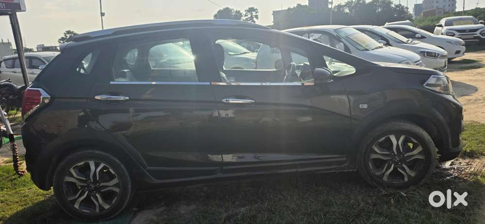 Honda Br-v I-vtec E Mt, 2019, Petrol