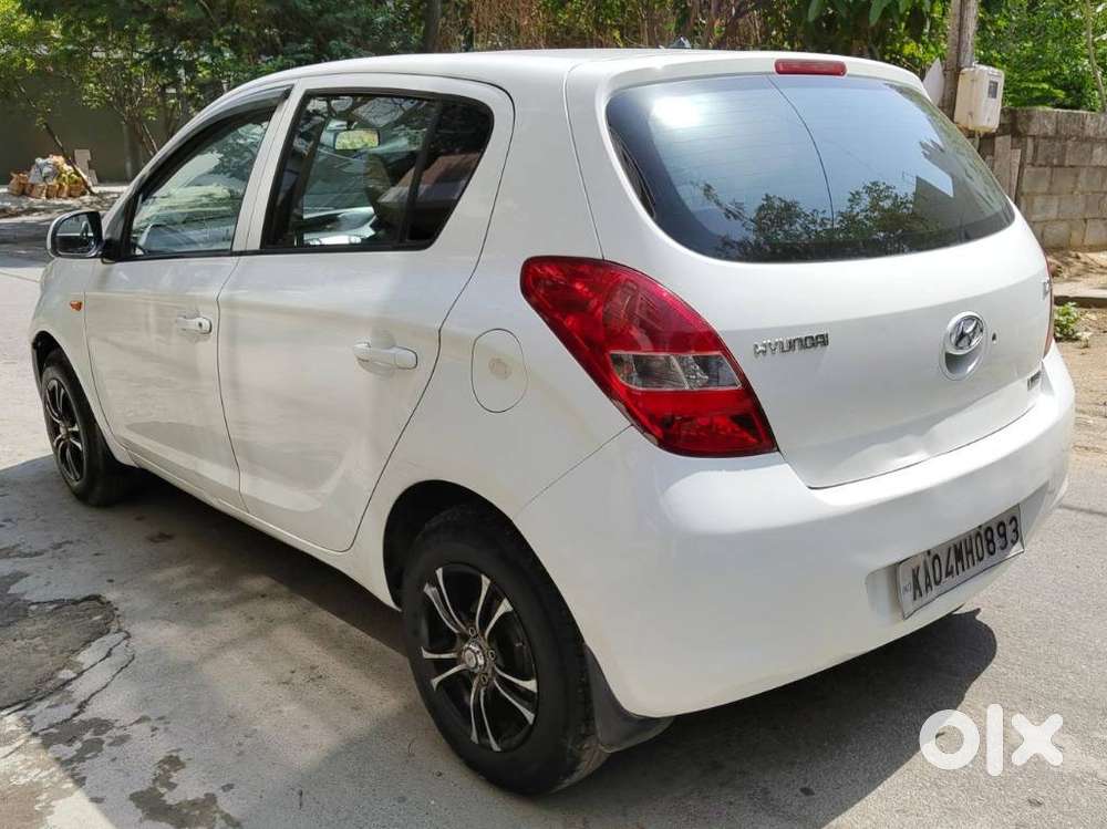 Hyundai I20 Magna, 2010, Petrol