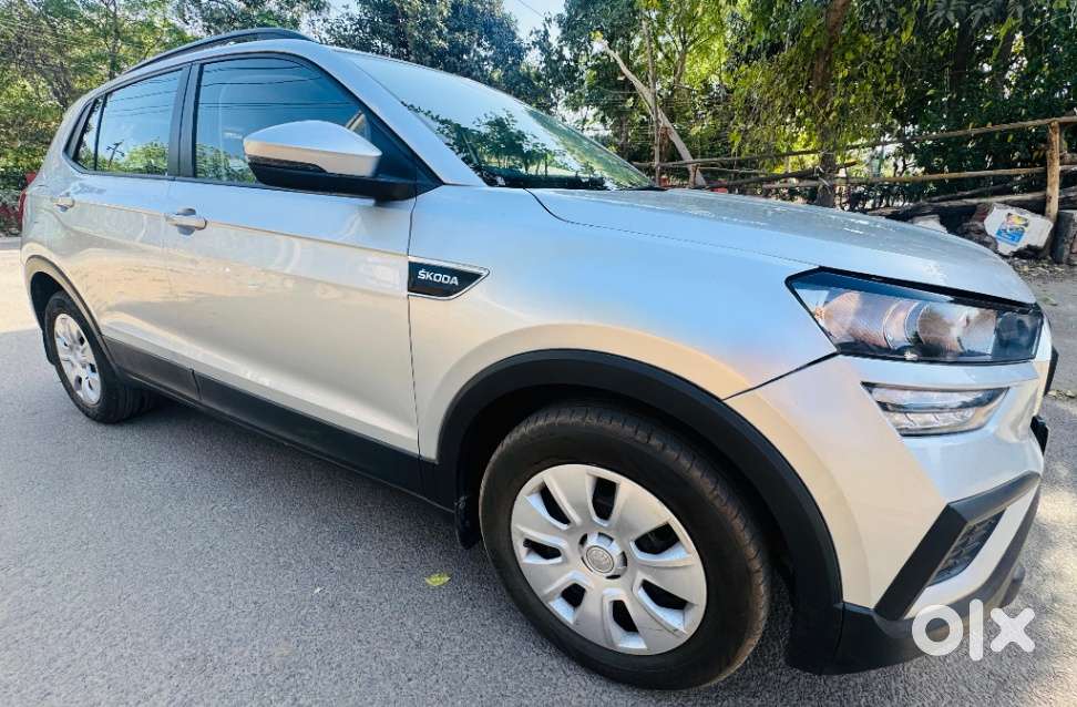 Skoda Kushaq Active 1.0 Tsi Mt, 2022, Petrol