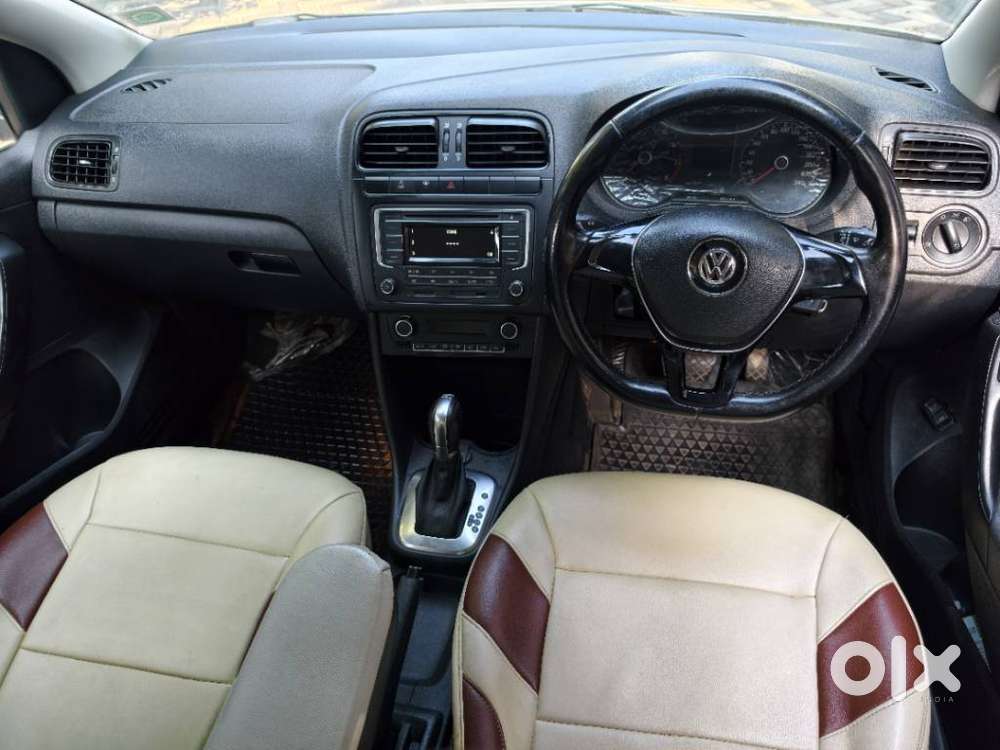 Volkswagen Vento Sport 1.2 Tsi At, 2016, Petrol