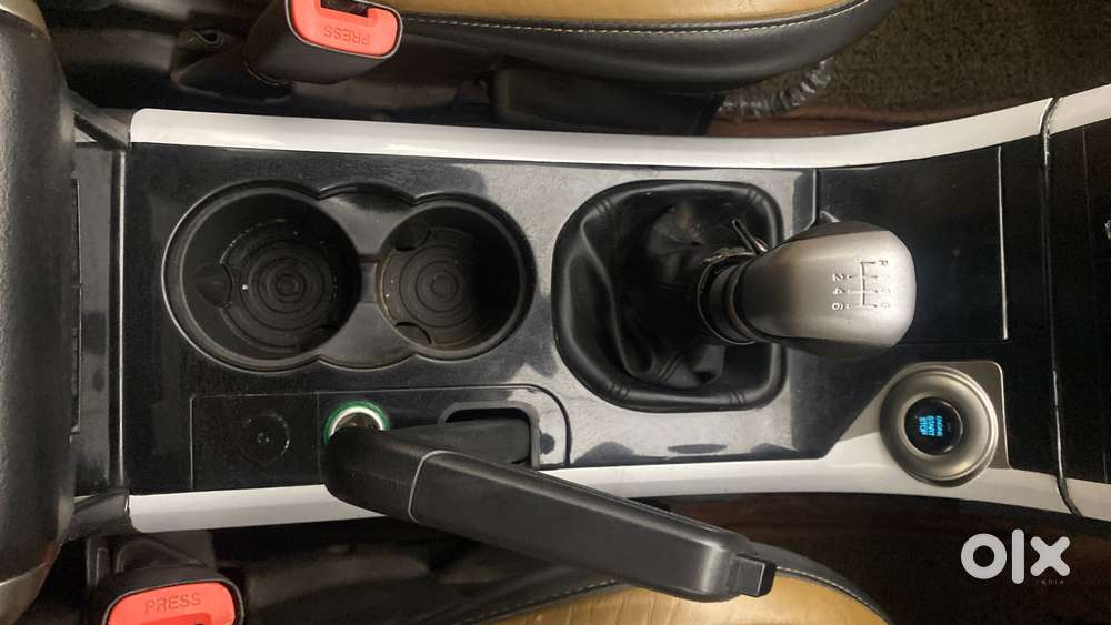 Mahindra Xuv500 W11 Option, 2018, Diesel