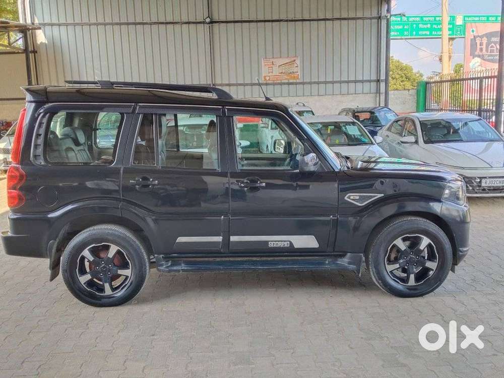 Mahindra Scorpio Classic 2.2 S 11 Mt 7 Cc, 2023, Diesel