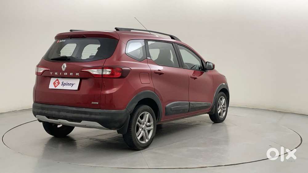 Renault Triber Rxz, 2021, Petrol