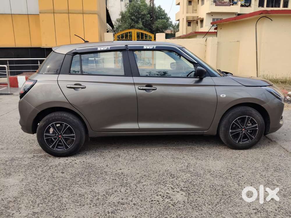 Maruti Suzuki Swift Lxi Optional-o, 2025, Petrol