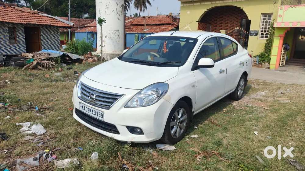Nissan Sunny 2012 Diesel 140000 Km Driven