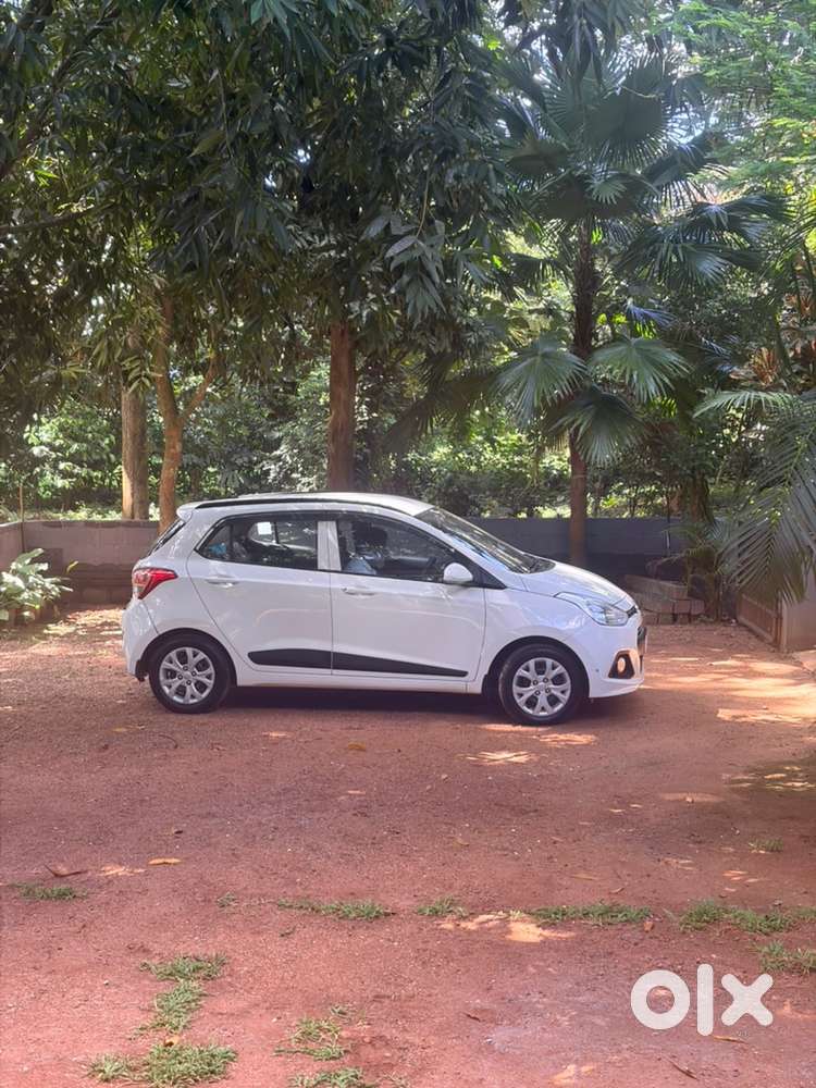 Hyundai I10 Sportz Petrol 2016