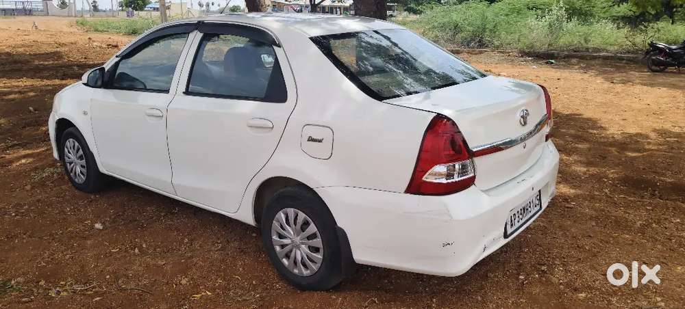 Toyota Platinum Etios 2016