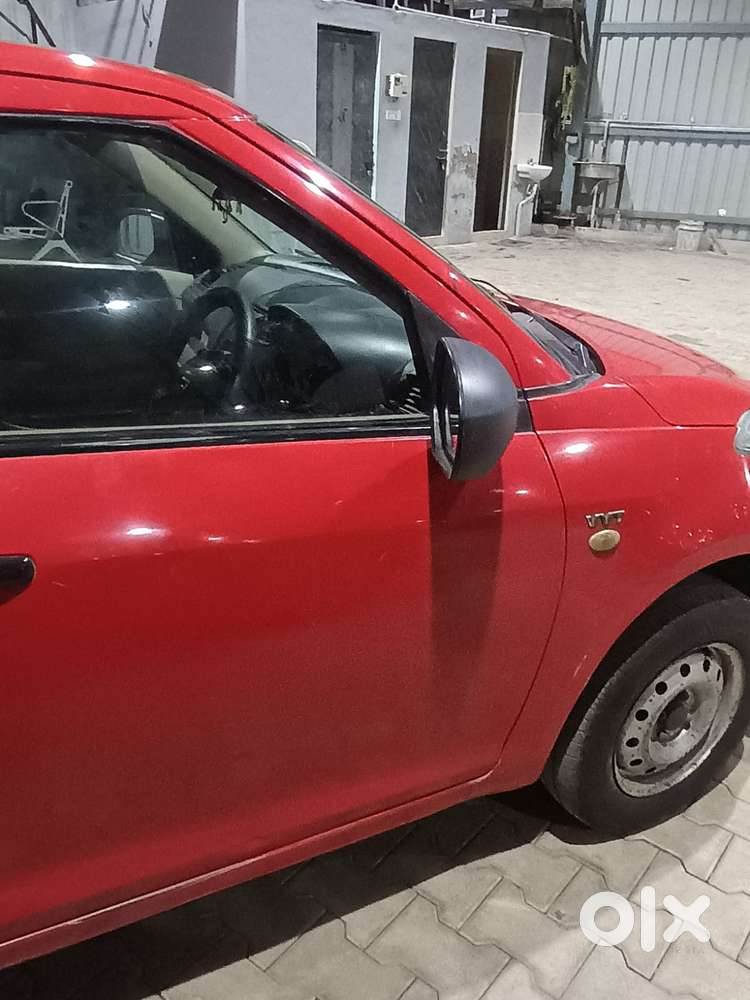 Maruti Suzuki Swift Dzire Lxi Option, 2013, Petrol
