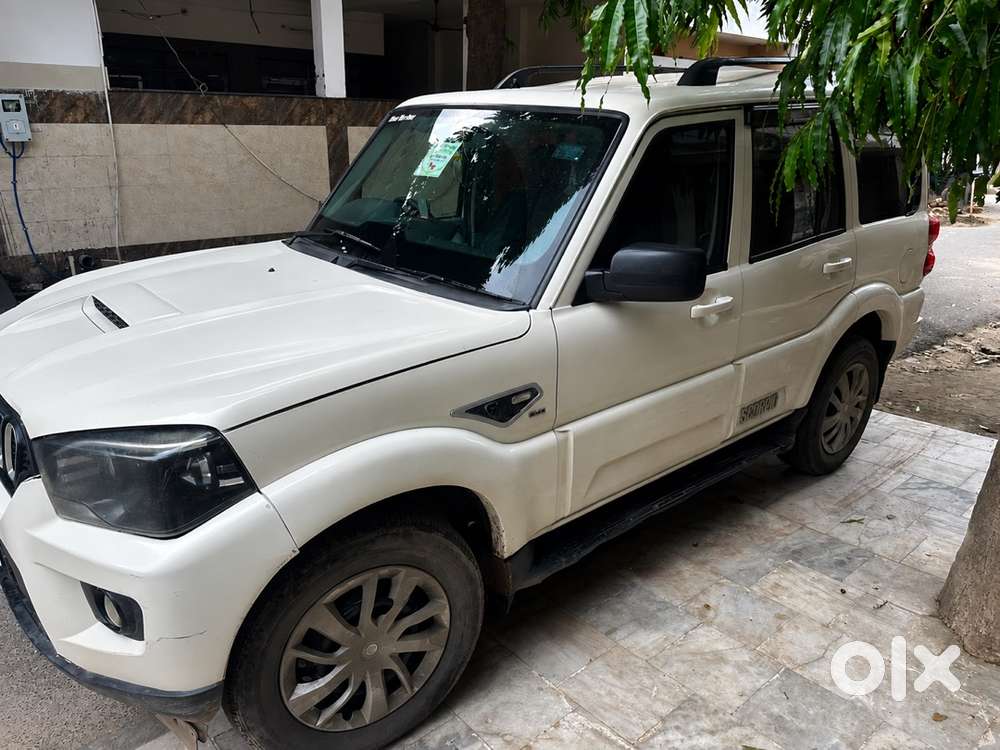 Mahindra Scorpio 2018 Diesel Manual