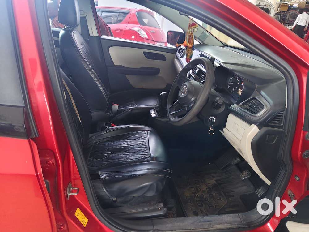 Tata Altroz 1.2 Xt, 2022, Petrol