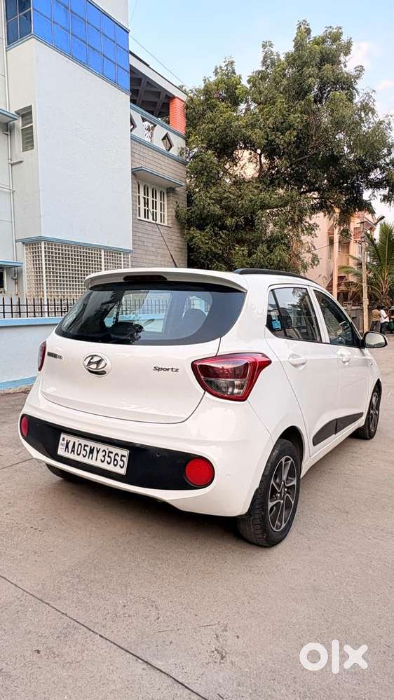 Hyundai Grand I10 At Sportz, 2018, Petrol