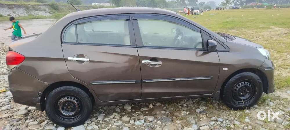 Honda Amaze 2014 Diesel Well Maintained