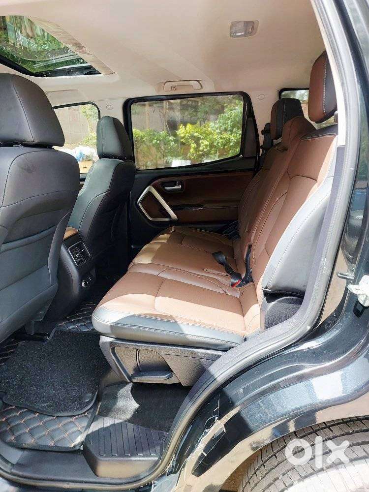 Mahindra Scorpio N Z8 Petrol At 7 Str, 2023, Petrol