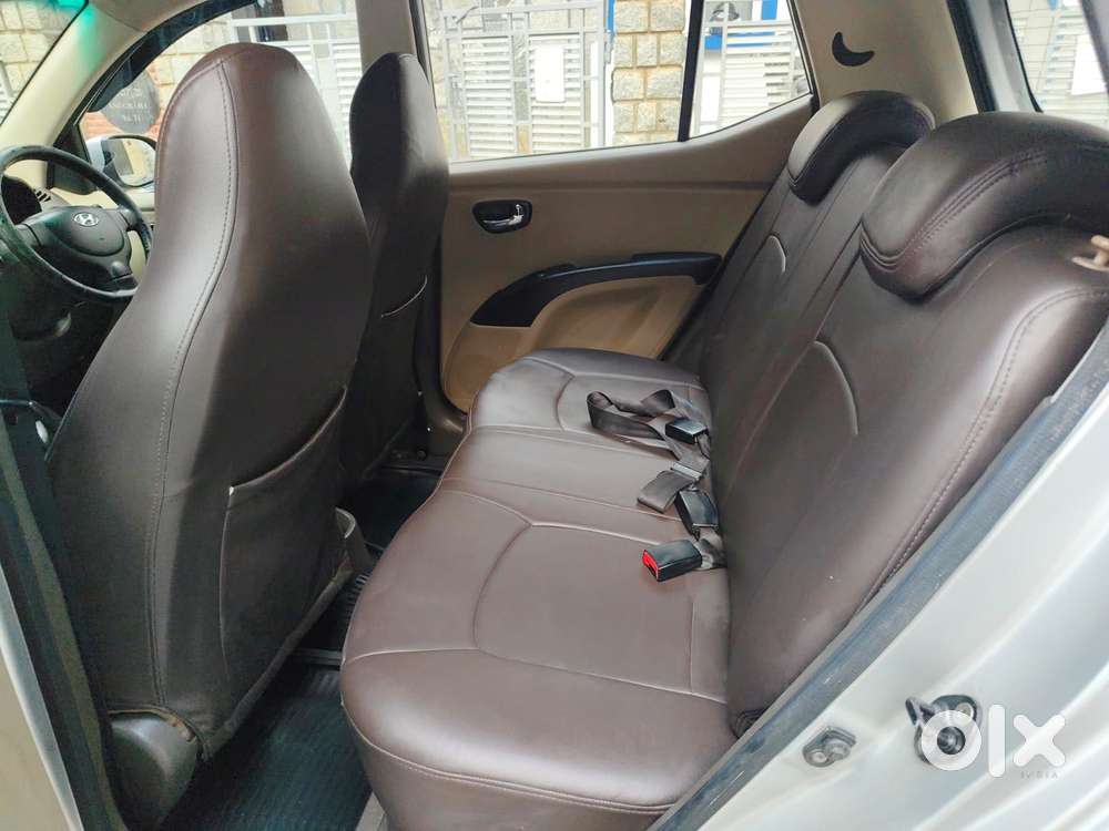 Hyundai I10 Sportz At, 2012, Petrol