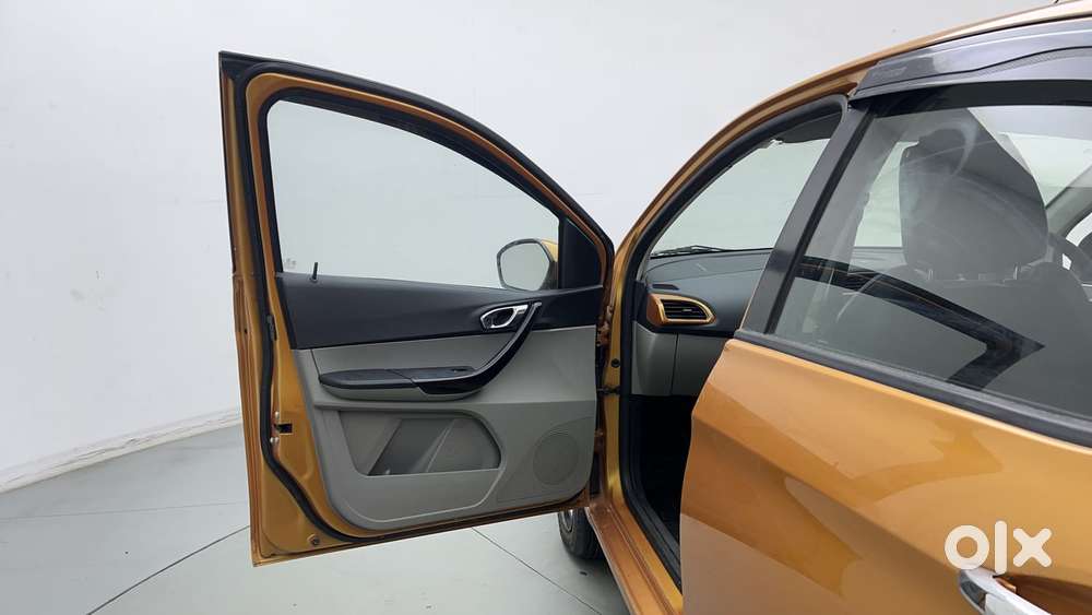 Tata Tiago Xz, 2016, Petrol