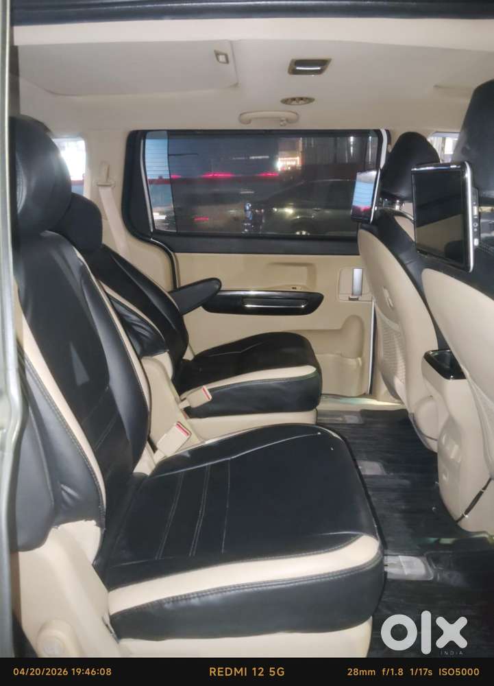 Kia Carnival Premium, 2020, Diesel