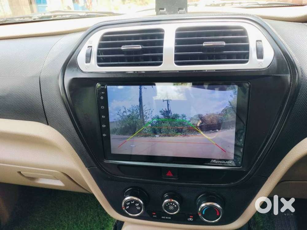 Mahindra Tuv 300 1.5 T10 (o) Amt, 2018, Diesel