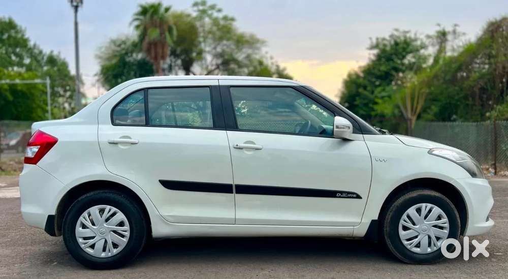 Maruti Suzuki Swift Dzire 1.3 Vxi, 2015, Petrol