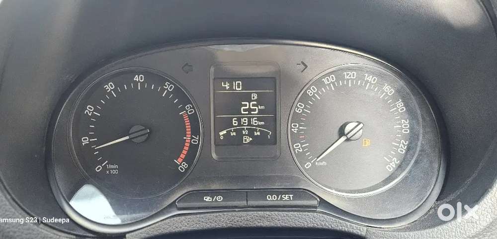 Skoda Rapid 2017 Petrol Well Maintained
.