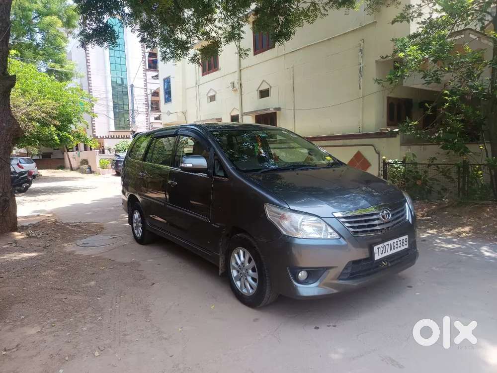 Innova  2012