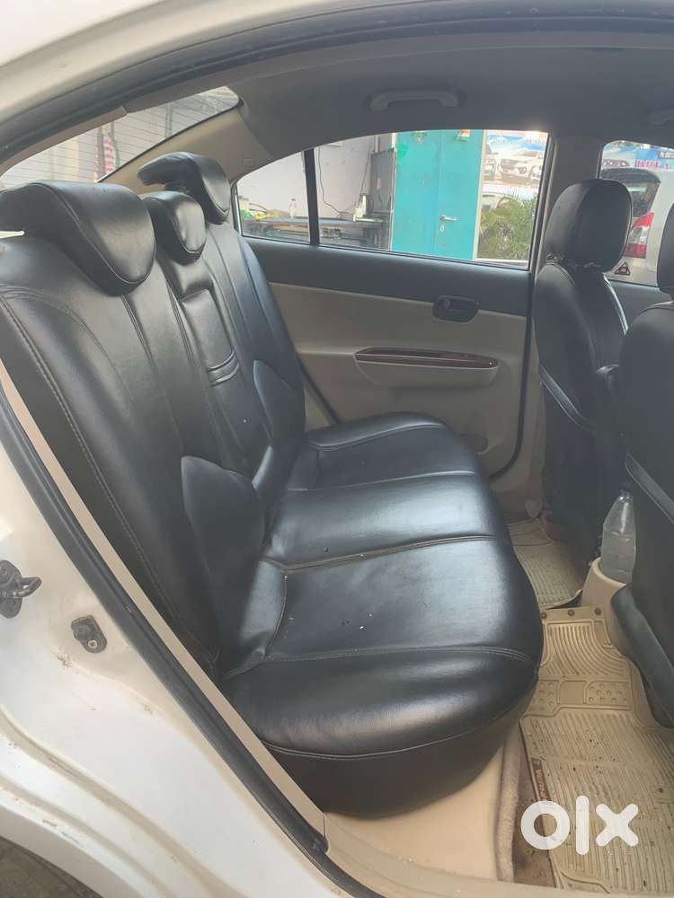 Hyundai Verna Crdi Vgt Sx 1.5, 2010, Diesel