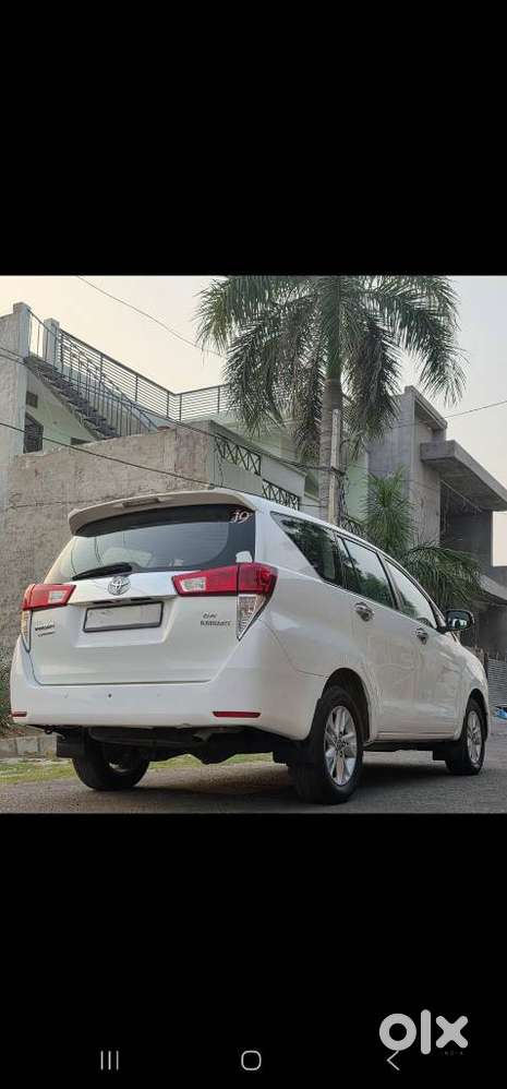 Toyota Innova Crysta 2.8 Gx At, 2017, Diesel