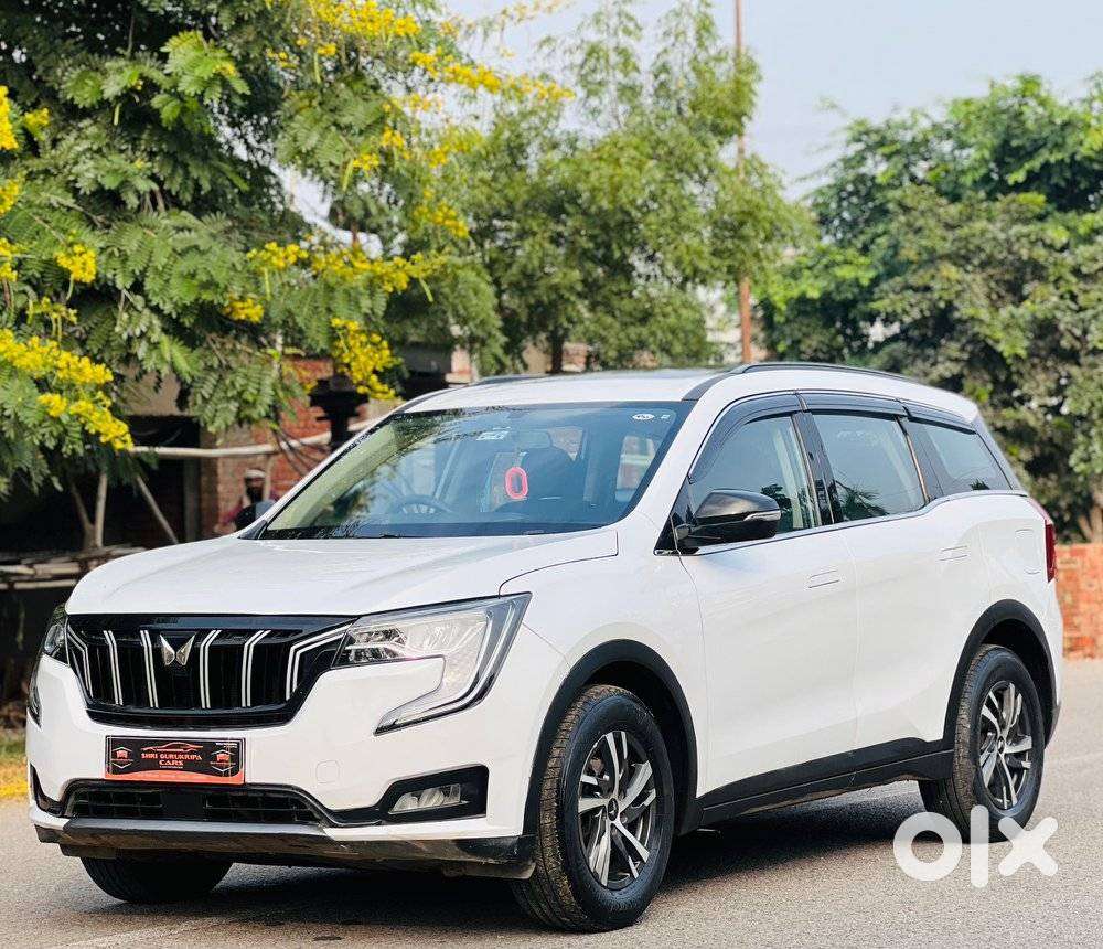 Mahindra Xuv700 2.2 Ax 5 Diesel At 7 Str, 2023, Diesel