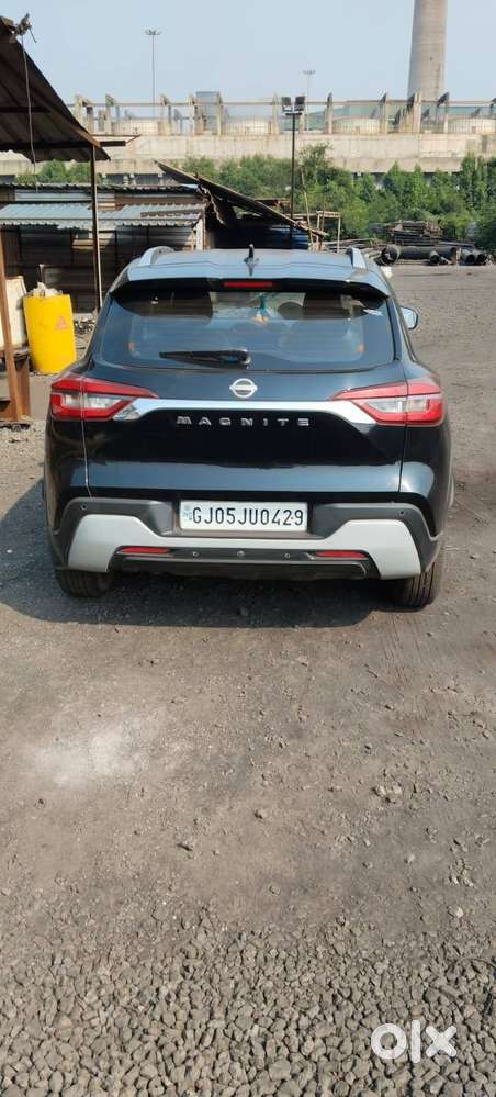 Nissan Magnite Visia + 2025