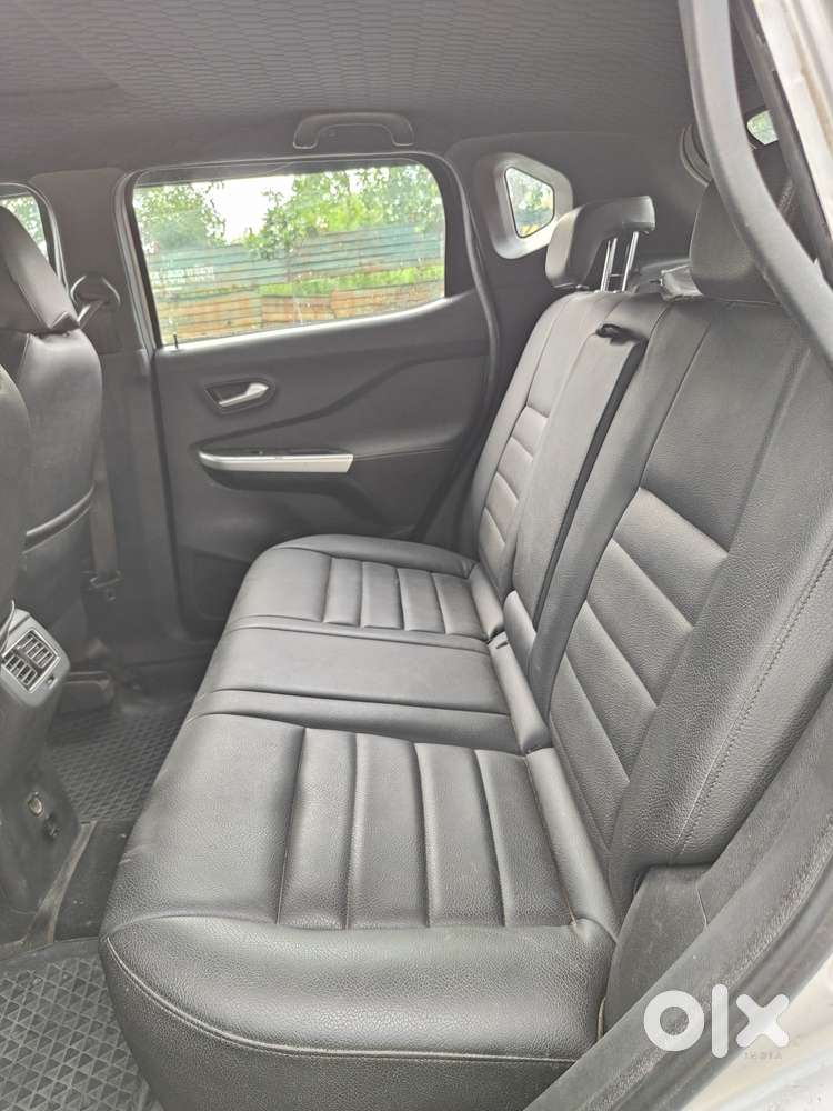 Nissan Magnite 1.0 Xv Premium, 2021, Petrol